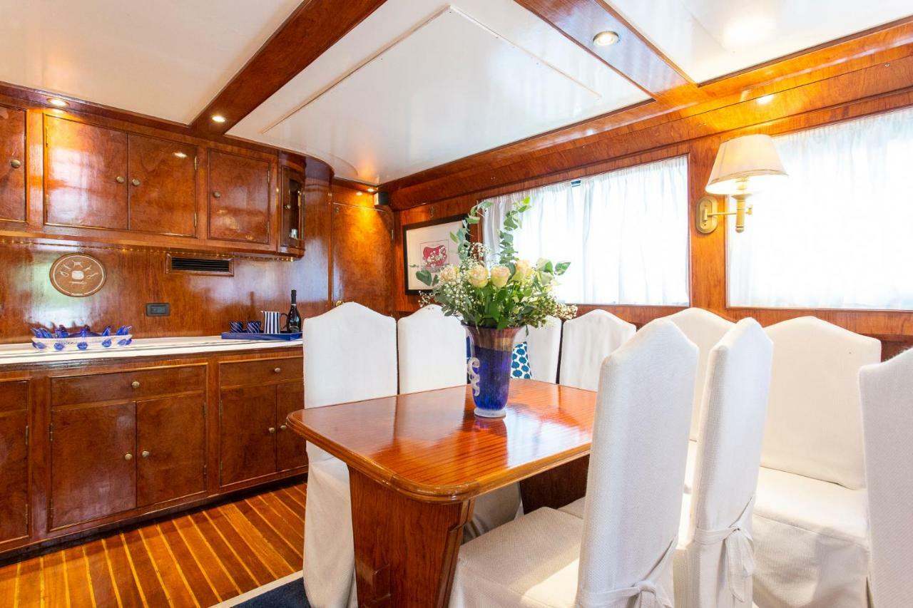 Yacht Sarah Venezia Hotel La Giudecca Bagian luar foto